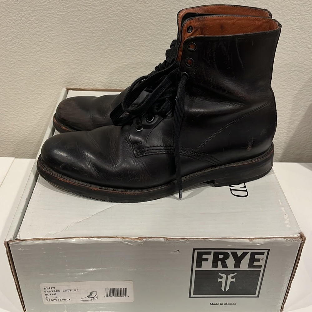 MENS FRYE boots. Men’s size 8.